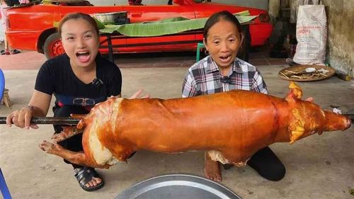 Đặc biệt, diện mạo bà Tân gây chú ý lớn. Dường như lần xóa nếp nhăn trước không có quá nhiều tác dụng khi diện mạo người phụ nữ này gần như trở về thời kỳ trước khi "can thiệp".