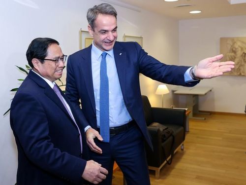 Thủ tướng Phạm Minh Chính gặp Thủ tướng Hy Lạp Kyríakos Mitsotákis. Ảnh: VGP