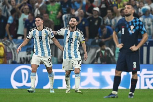 Alvarez hiệu quả nhất, Messi dứt điểm nhiều nhất