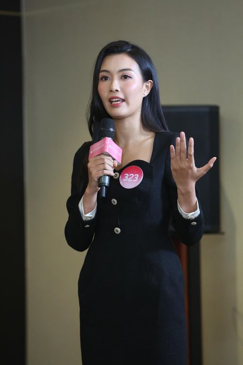 Thí sinh Nguyễn Thị Hoài Ngọc (SBD 045) bốc thăm chủ đề "lạm dụng công nghệ". Cô lấy ví dụ về việc những phụ nữ gọi đồ ăn và không tự tay vào bếp chuẩn bị cho gia đình. Ngoài ra, Hoài Ngọc nhắc đến chuyện sử dụng mạng xã hội một cách thông minh để không gây tổn hại đến người khác. Trong khi đó thí sinh Nguyễn Thị Thanh Tâm (SBD 323) nhận được chủ đề về trẻ em. Thanh Tâm cho rằng việc cha mẹ thấu hiểu và định hướng cho con sẽ tạo nên nền tảng tốt đẹp cho đứa trẻ.