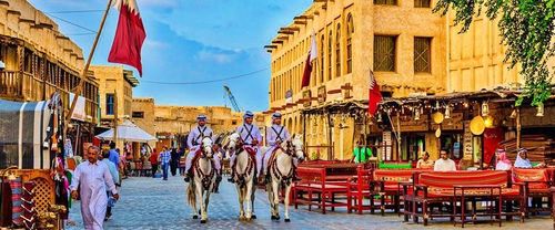 Khu chợ truyền thống Souq Waqif nổi tiếng ở Thủ đô Doha, Qatar luôn mê hoặc du khách. Ảnh: Myholidays