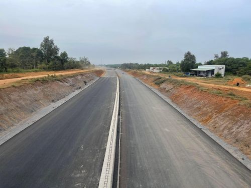 Một đoạn cao tốc chạy qua tỉnh Đồng Nai