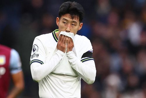  Son Heung-min nối dài chuỗi phong độ đáng thất vọng với 8 trận tịt ngòi liên tiếp. Kể từ sau cú hat-trick vào lưới Leicester hồi tháng 9, ngôi sao người Hàn Quốc chưa ghi thêm bàn tại giải quốc nội. 