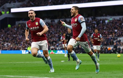  Bàn mở tỷ số đến với Aston Villa đầy bất ngờ bởi trước đó, họ là đội chơi lép vế trước chủ nhà Tottenham. 