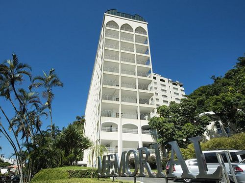 Memorial Necropole Ecumenica là nghĩa trang thẳng đứng bao gồm 14 tầng với 14.000 hầm chứa