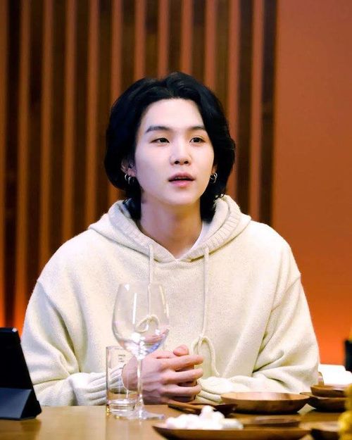 Suga bận rộn với show cá nhân