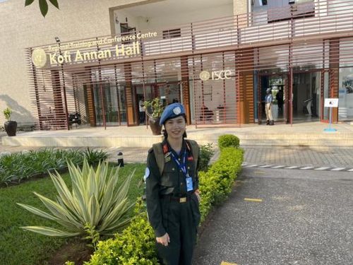Trung tá Vinh chia sẻ dù có khó khăn nhưng với sự động viên từ quê nhà, các cán bộ CAND Việt Nam quyết tâm hoàn thành nhiệm vụ được giao.
