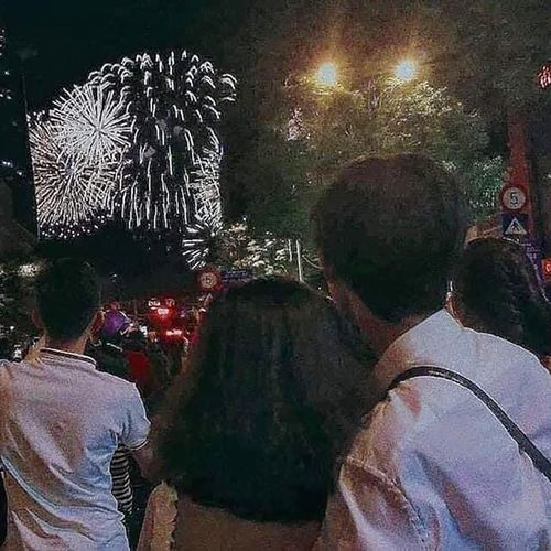 Nhiều lời chúc được dành tặng cho nhau nhân dịp Năm mới.