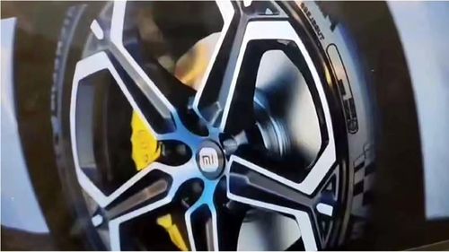Bộ mâm của xe có thiết kế 5 chấu chữ Y khá giống với siêu xe Lamborghini Huracán EVO. MS11 sẽ được trang bị hệ thống phanh của Brembo với kẹp phanh màu vàng. Hình ảnh về nội thất cũng như thông số vận hành vẫn chưa được tiết lộ.