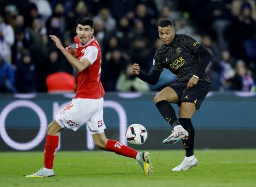 Mbappe bất lực trước khung thành của Reims