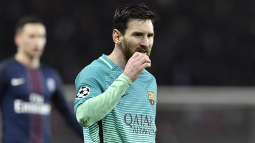  Ở mùa giải 2016/17, khi Barca để thua 0-4 trước chính PSG ở lượt đi vòng 16 đội Champions League, siêu sao người Argentina chơi mờ nhạt hoàn toàn. Anh chỉ nhận 5,9 điểm, số điểm thấp nhất kể từ khi WhoScored bắt đầu thu thập dữ liệu và đánh giá Messi (mùa giải 2009/10). 