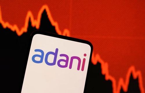 Giá trị cổ phiếu tập đoàn Adani cùng các công ty con đã sụt giảm 84 tỷ USD. Ảnh: Reuters