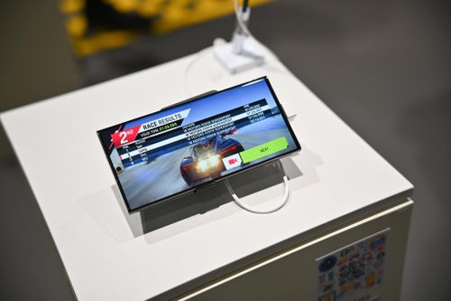  Snapdragon 8 Gen 2 đem lại hiệu năng cao và khả năng xử lý hình ảnh của các thiết bị S23. Ảnh: Phương Lâm. 