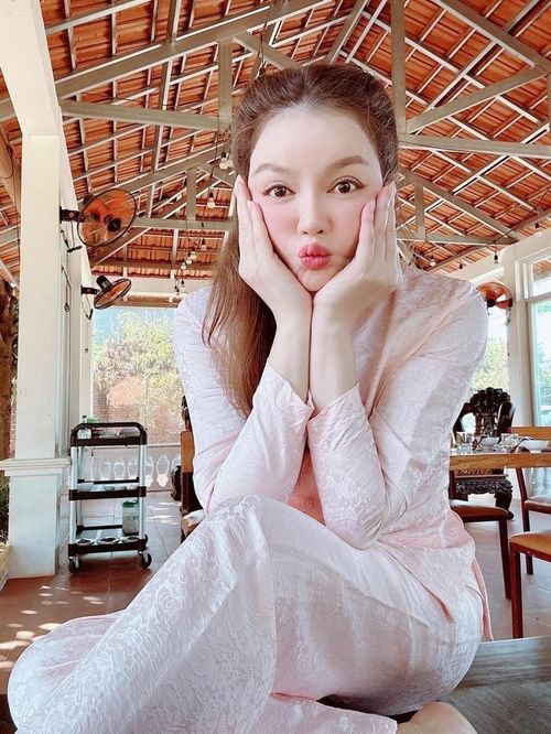 Hình ảnh mới nhất được Lý Nhã Kỳ chia sẻ.