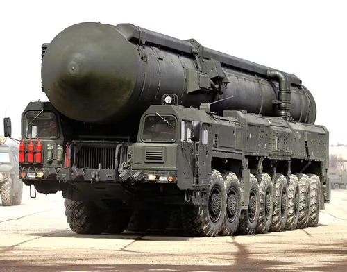 Tên lửa liên lục địa RS-24 Yars của Nga (Ảnh: QQ).