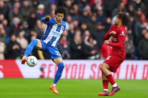 Tài năng của Mitoma thu hút Liverpool