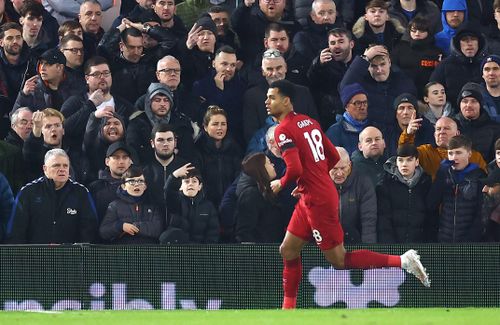 Chân sút người Hà Lan "mở tài khoản" bàn thắng tại Premier League sau 4 lần ra sân.