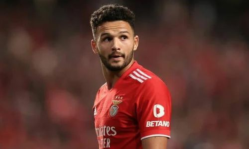 MU theo đuổi Goncalo Ramos