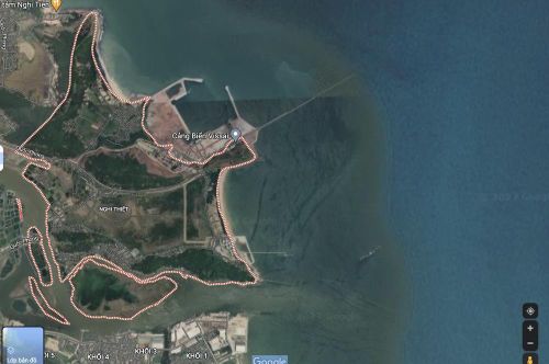 The Cua Lo deep water port project will be implemented in Nghi Thiet commune, Nghi Loc district. Photo: Google Maps