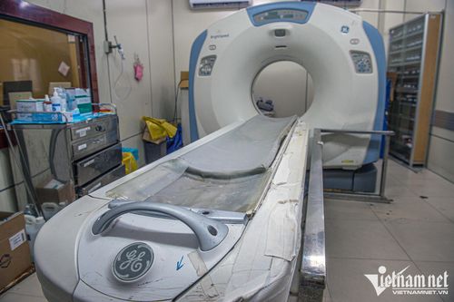 Nhiều trang thiết bị tại Bệnh viện Chợ Rẫy hỏng hóc, không sử dụng được. Ảnh: Thế Sơn