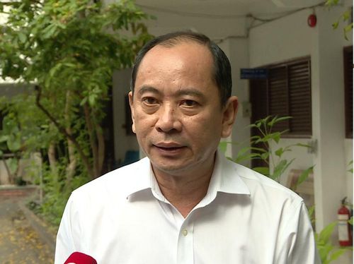 Ông Tăng Chí Thượng trao đổi với báo chí trong chiều ngày 6/3. Ảnh: GL.