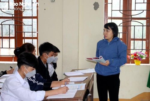 Giờ học của học sinh Trường THPT Nguyễn Sỹ Sách. Ảnh: Mỹ Hà