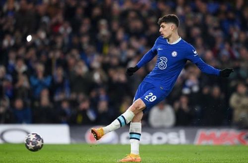Kai Havertz bất chấp áp lực khủng khiếp đã thành công với cú sút phạt đền thứ 2.