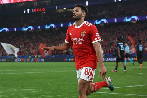 Goncalo Ramos hứa hẹn giúp Benfica thu về số tiền khổng lồ, nếu CLB bán cầu thủ này. Ảnh: Reuters.