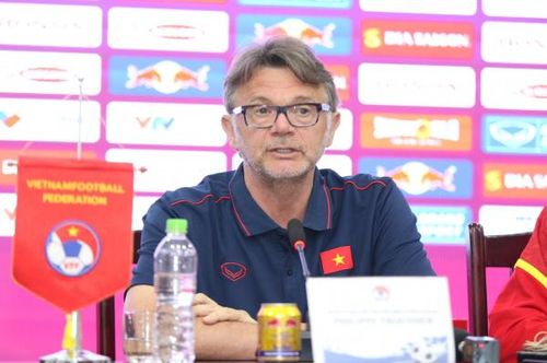 HLV Philippe Troussier. Ảnh: Hoài Thu.