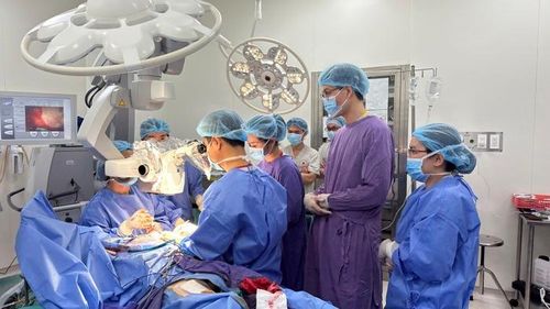 Một ca phẫu thuật tại Bệnh viện Việt Đức