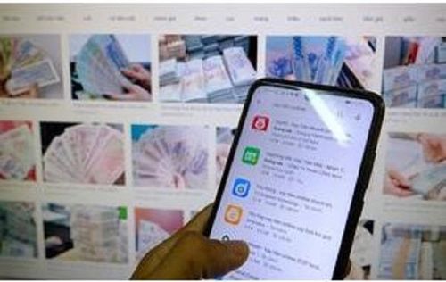 Khủng bố đòi nợ bằng điện thoại.
