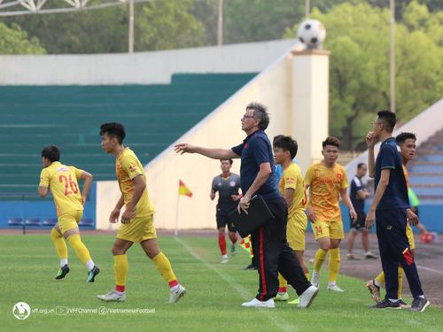 U23 Việt Nam sẽ còn phải chỉnh sửa nhiều dưới thời HLV Troussier.
