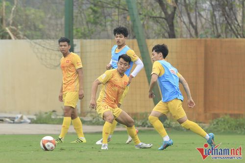 Ngày 18/3, U23 Việt Nam lên đường sang Qatar dự Doha Cup. Giải đấu này có sự góp mặt của 10 đội tuyển U23 gồm: Việt Nam, Thái Lan, Iraq, UAE, Kuwait, Kyrgyzstan, Oman, Saudi Arabia, Hàn Quốc và chủ nhà Qatar.