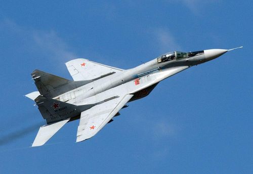 Việc Mỹ mua tiêm kích MiG-29 là một mũi tên trúng hai đích. Thỏa thuận với Moldova cho phép họ đánh giá rõ tính năng máy bay chiến đấu của đối thủ đồng thời đảm bảo Iran sẽ không tiếp cận được với chúng.