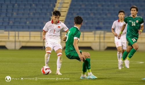 U23 Việt Nam sẵn sàng chơi tấn công nên cũng thường xuyên phải đối mặt với các tình huống phản công nguy hiểm từ đối thủ. Ảnh: VFF.