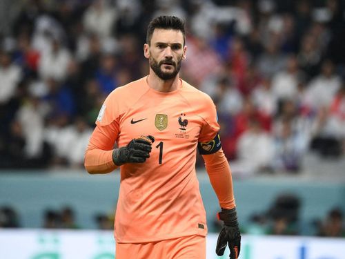 Hugo Lloris có thể rời Tottenham hè này