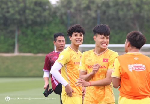 Đây là yếu tố cực kỳ quan trọng với U23 Việt Nam. Các cầu thủ phần nào gặp áp lực sau khi nhận 2 trận thua đậm trước U23 Iraq (0-3) và UAE (0-4).