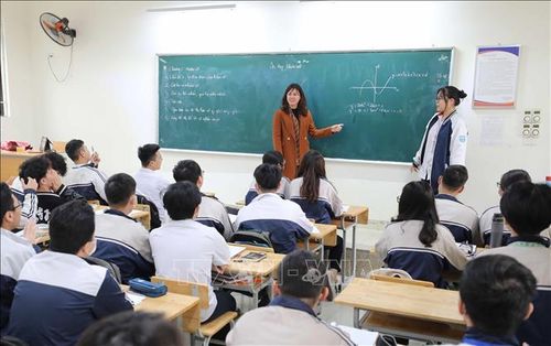 Kế hoạch học tập của trên 600 học sinh lớp 12 trường THPT Trương Định (quận Hoàng Mai) được nhà trường xây dựng cụ thể ở từng chặng, phù hợp với thời gian của năm học.