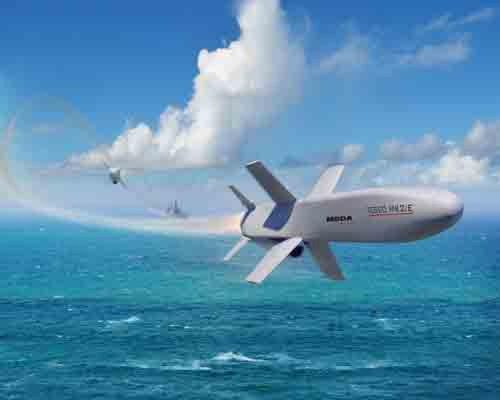 Tên lửa diệt hạm của Israel có thể bay ở độ cao rất thấp để tránh bị phát hiện. Tên lửa Sea Breaker nói riêng có thể bay ở độ cao từ 2-10 mét so với mực nước biển và điều này không có trong các loại tên lửa tương tự khác! Tên lửa bay trên các con đường đã định sẵn và có thể ẩn nấp lượn lờ giữa quần đảo trong suốt chuyến bay của nó.
