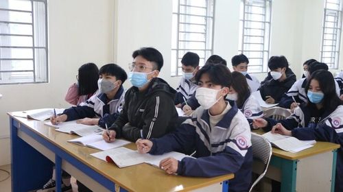 Một giờ học Ngữ văn của học sinh lớp 12 Trường THPT B Phủ Lý - Hà Nam.