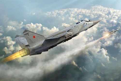 Mặc dù MiG-31 chưa bao giờ giao chiến với các máy bay chiến đấu của Mỹ trên không và chỉ được vận hành bởi Nga và Kazakhstan, nhưng nó vẫn là mối đe dọa đáng gờm đối với các máy bay chiến đấu của Mỹ ngày nay với phạm vi giao chiến vô song khoảng 400 km khi sử dụng tên lửa R-37.