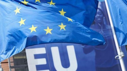 Liên minh châu Âu (EU) đang phải đối mặt với một khó khăn trong việc thông qua gói trừng phạt chống Nga tiếp theo, nhà báo Albrecht Mayer của tờ Der Tagesspiegel nhận xét.