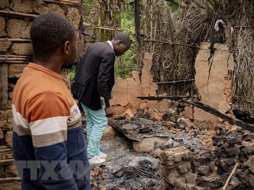Hiện trường một vụ tấn công tại CHDC Congo. (Ảnh: AFP/TTXVN)
