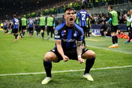  Đây là lần đầu tiên kể từ mùa 2009/10, "Nerazzurri" góp mặt ở top 4 CLB mạnh nhất Champions League. Đối thủ tiếp theo của Lautaro cùng đồng đội không phải ai xa lạ mà chính là kình địch cùng thành phố, AC Milan. Sau 6 năm, bóng đá Italy sẽ lại có một đại diện góp mặt ở chung kết Champions League. 
