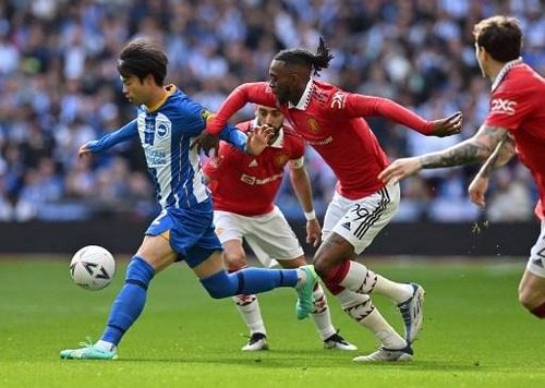 Wan-Bissaka khiến Mimota không thể tỏa sáng. Ảnh: Alamy.