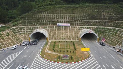 Đồng thời sẽ gỡ nút thắt, khắc phục tình trạng ách tắc giao thông ở một số đoạn.