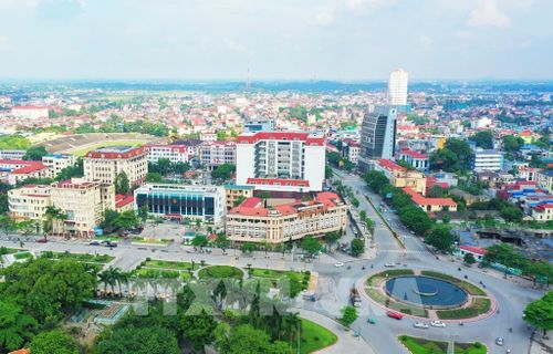 Trong giai đoạn đến năm 2025, tại khu vực trung tâm thành phố, Phổ Yên tập trung cải tạo chỉnh trang đô thị, chỉnh trang kiến trúc các khu dân cư, khu đô thị. Ảnh: Hoàng Nguyên - TTXVN