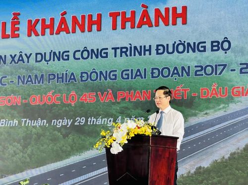 Chủ tịch UBND tỉnh Bình Thuận Đoàn Anh Dũng phát biểu tại buổi lễ khánh thành