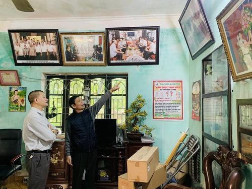 Người thương binh nặng Vũ Văn Tinh đã vượt qua nghịch cảnh, trở thành điển hình làm kinh tế và tích cực tham gia công tác an sinh xã hội và bảo đảm ANTT ở địa phương.