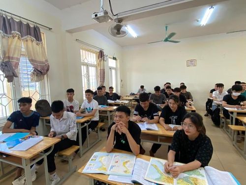 Hỗ trợ học viên đến sát ngày thi.